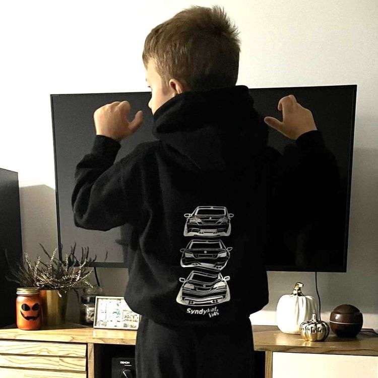 Bluza dziecięca BMW Syndykat KIDS 2 czarna z kapturem kangurek chłopiec i dziwwczynka.jpg