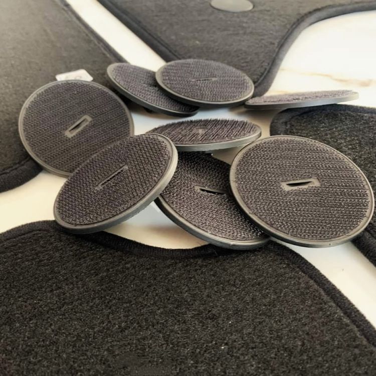 rzepy stopery kolki dywaniki dywany do BMW Syndykat.jpg